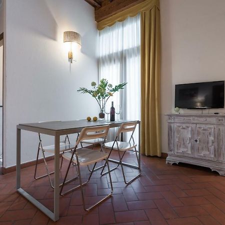 Ferienwohnung Perfect Location In Center Florenz Exterior foto
